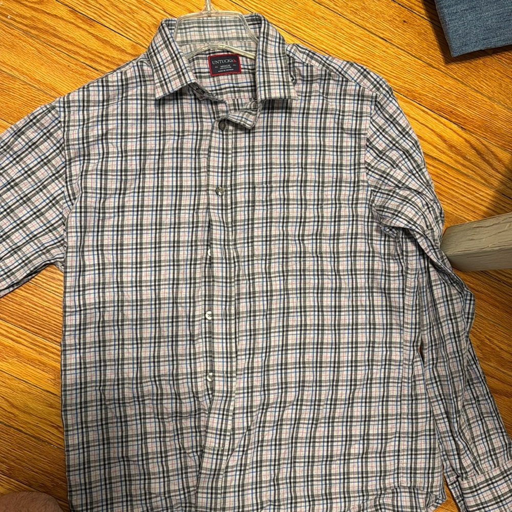 UnTuckit Button Up
